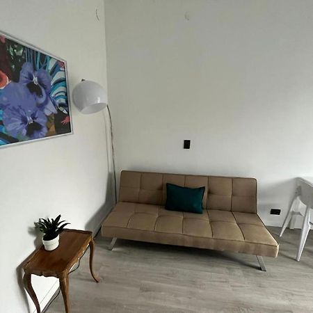 Olimpia Fidias Bilocale Isola Apartment Milan Exterior photo