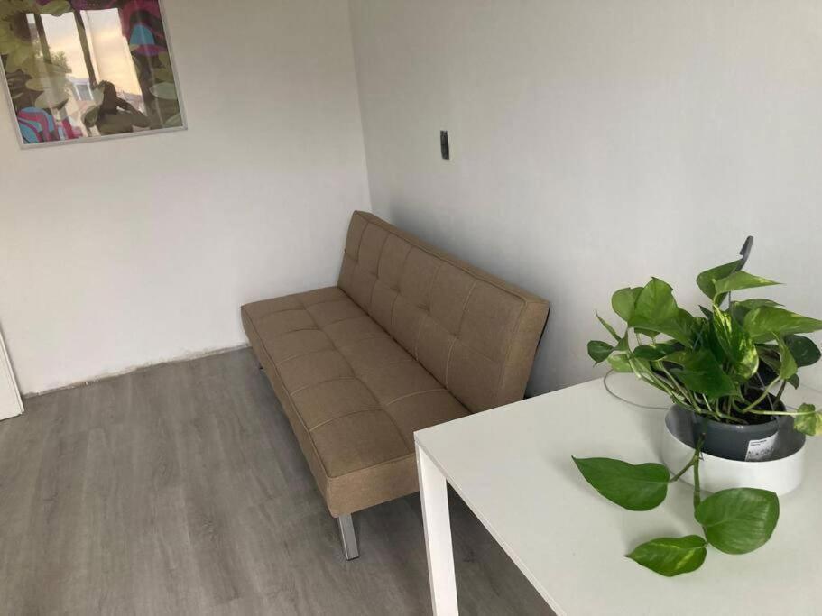 Olimpia Fidias Bilocale Isola Apartment Milan Exterior photo