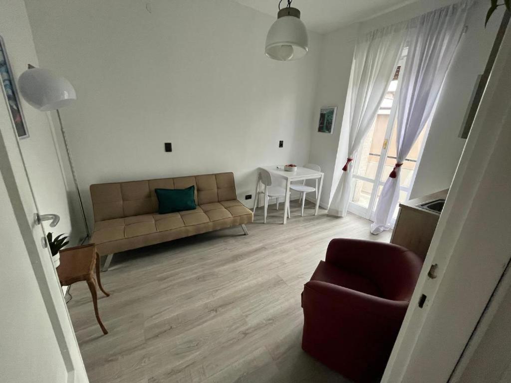 Olimpia Fidias Bilocale Isola Apartment Milan Exterior photo